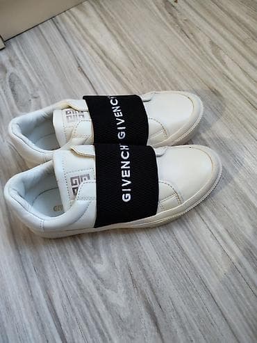 Krasofkalar və idman ayaqqabıları: Givenchy kişi/kadın sneakers - Model: Givenchy Urban Street Slip-On — 1