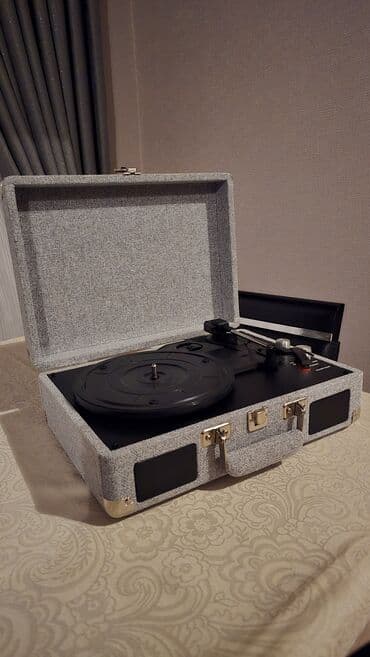 виниловый проигрыватель баку: Qrammafonlar Mehduddur!!! Çox gözəl Retro Qramafon və göz oxşuyan — 3