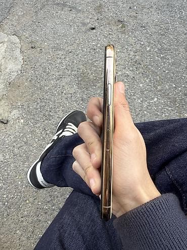 iphone 11 pro max qiyməti: IPhone 11 Pro Max, 64 GB, Qızılı — 6