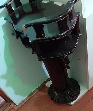 Dekorativ sütun formalı güzgüüstü/konzol rəfi telefon tumba. ünvan