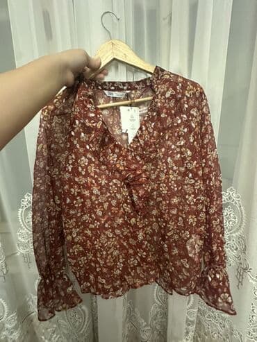 Zaradan alınıb 18azn satıram heç geyinilməyib lalafo.az -da Zaradan alınıb 18azn satıram heç geyinilməyib