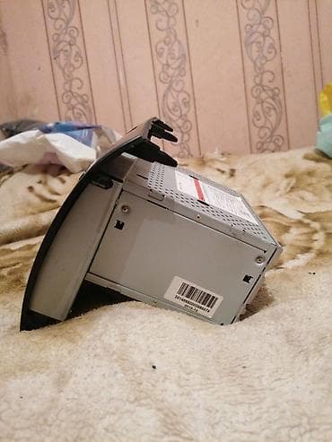 tv box redline: Avtomobil üçün multimedia/naviqasiya başlığı (2-DIN tipli ön panel — 4