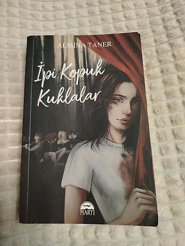 gitara simi: İlk iki kitabda yazılı olan yerler var yəni bəzi sözlerden altından — 3