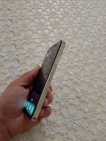 IPhone X, 64 GB, Ağ — 9