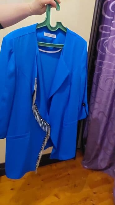 Donlar: 1defe geyinilib.120 manata alinib.44razmerdi 46 beden olcusunede gedir — 2