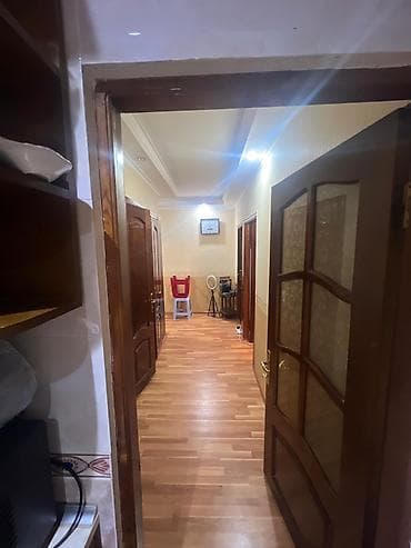 Mənzil kirayələyirəm: 3 otaqlı, 110 kv. m — 2
