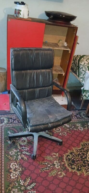 Lamborghini: Təkərli, Qolları tənzimlənmir, Süni dəri — 2