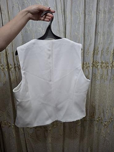 jilet: Ölçü 44. Geyilmeyib təzədi — 2