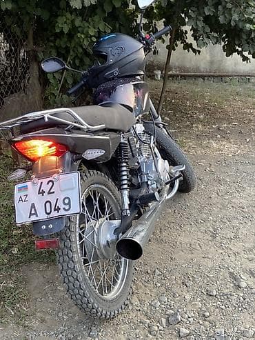 sesbogucu: Enduro tərzində şəhər və kənd yolları üçün universal motosiklet — 4