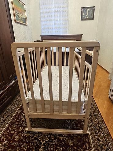 set mebel: Oğlan və qız üçün, İşlənmiş, Çarpayı, Bazasız, Matras ilə, Siyirməsiz — 1