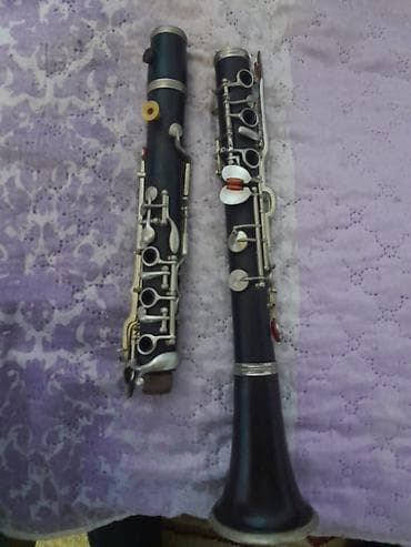 Klarnet A yaxşi veziyyetdedi Usda klarneti olub 6 oçki paduşkalari — 2