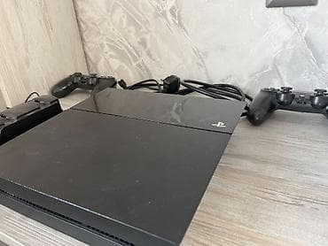 Sony PlayStation 4 (PS4) oyun konsolu dəsti Komplekt: - PS4 konsolu
