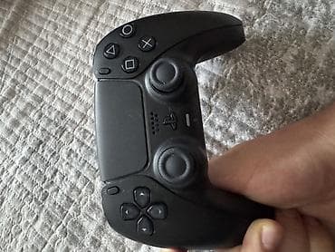 adapt: Sony PlayStation 5 DualSense simsiz oyun kontrolleri – qara rəng — 4