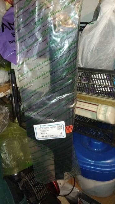 запчасти для мерседес гелендваген: Mersedes C-ka ucun arxa gapinin alt dabanlig plasmasi satiram 25m — 2