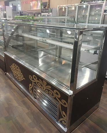 Şüşəli soyuducu vitrini – restoran, kafe, şirniyyat evi və delilərə