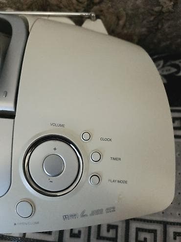 ses yazan: LG LPC-D1000 portativ musiqi mərkəzi - DVD/CD yuvası, Personal DVD — 5