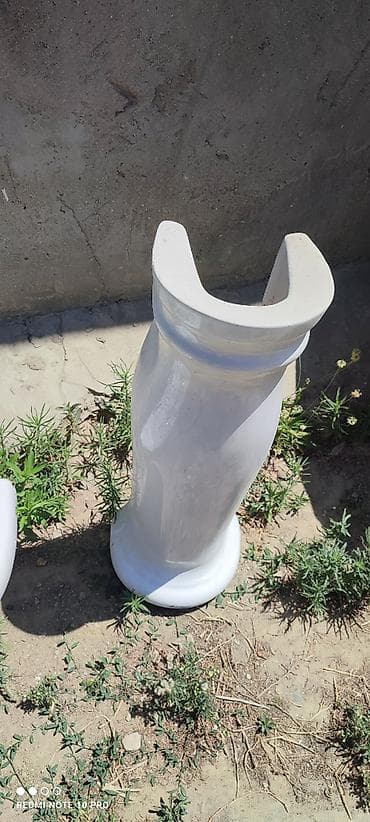 şanı yarpağı: Piyedestal ayaqlı keramik əl-üz yuma lavabosu dəsti - Material: ağ — 2