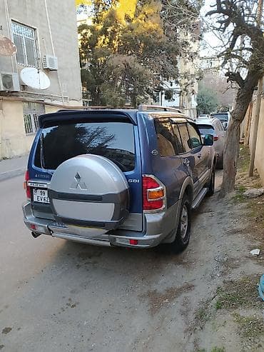 byd qin plus: Mitsubishi Pajero (3-cü nəsil) SUV - Kuzov: 5 qapılı, tam ölçülü — 4
