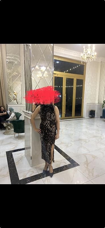 etekler: GRAZZYA markalı qadın paltarı – ölçü 42 - Rəng: süd-ağ fon üzərində — 10