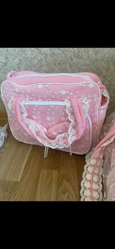 Xəstəxana çıxışı çanta və səbət 1defe istifadə olunub ideal