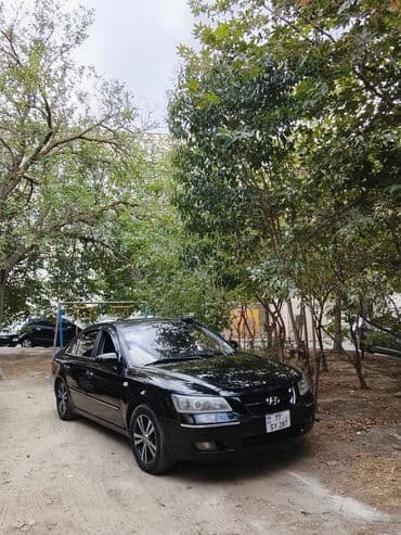 Avtomobil satışı: Əsas xüsusiyyətlər: - Kuzov: sedan, qara rəng, xrom bəzəklər - — 6