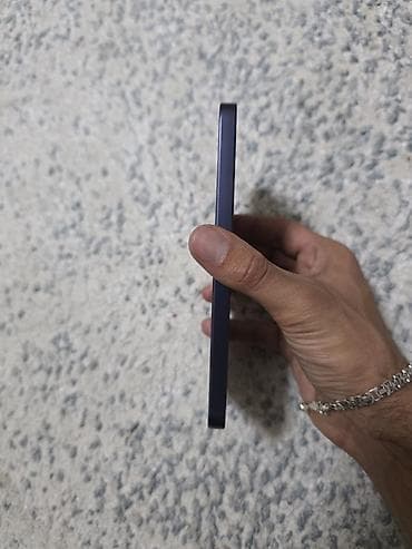 iphone 12 bakida: A35 5G
256gb
8 ram 
Zavod
Prablemsiz 
Zamanetle 

Catdirilma var — 3
