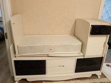 мох: Для девочки и мальчика, Б/у, Четырехугольная, Колыбель, Без бортиков, С матрасом, С механизмом качания — 5