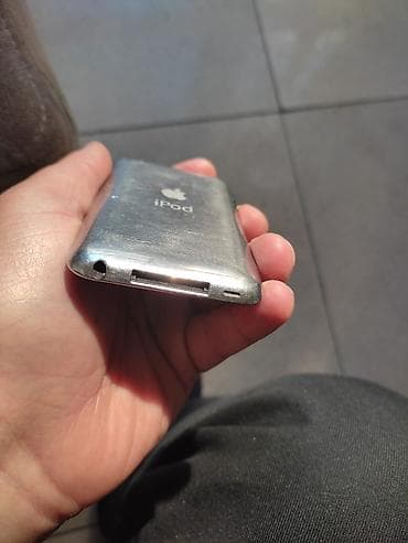 i pod: IPhone 3G, 32 ГБ, Black Titanium — 3