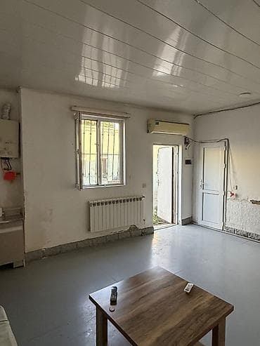 Bakı, Bayıl, 3 otaqlı, Köhnə tikili, 50 kv. m — 2