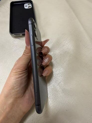 Audi: IPhone 11, Qara — 3