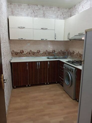 4 cü mikrorayon baki: 80 м², 3 комнаты, Комби, Газ, Электричество — 1