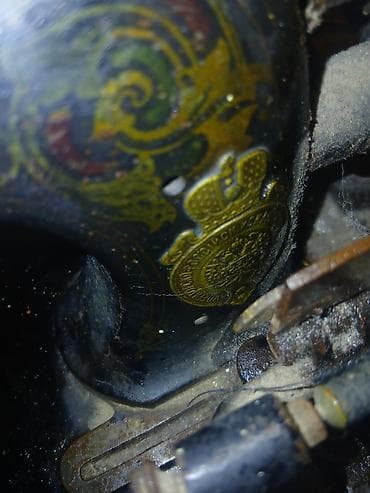 antik mebellər: Məhsul: mexaniki tikiş maşınının alt mexanizmi (köhnə model) Təsvir — 6