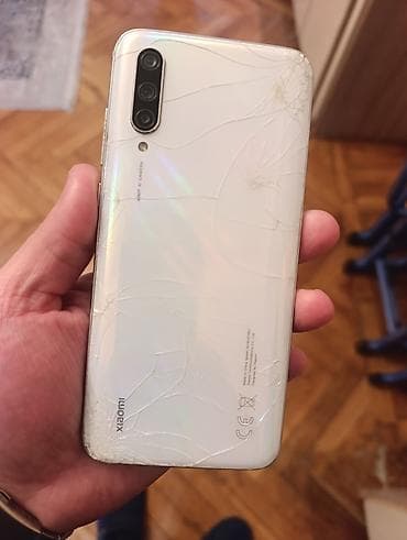 skriti kamera: Xiaomi Mi 9 Lite, 64 GB, rəng - Ağ, 
 Barmaq izi — 4