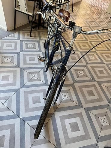 26 liq velosiped: Şəhər kruizer tipli velosiped - Rəng: tünd mavi (korpus), qəhvəyi — 6