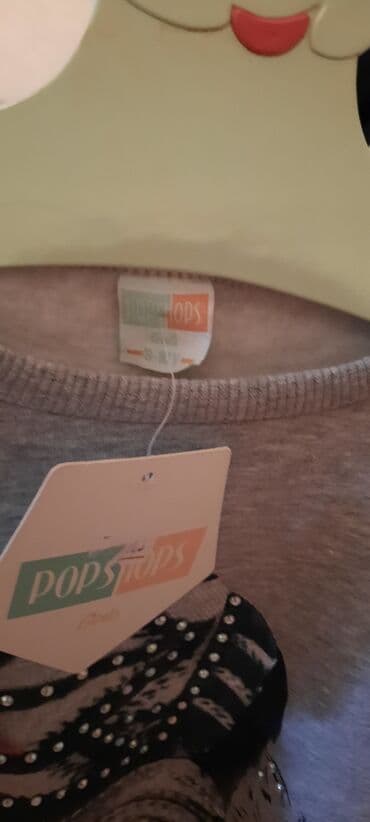 3 duymə koynək: Müxtəlif razmerli köynəklər.Hər biri təzədi.Biri 10 manat.deaktiv — 13