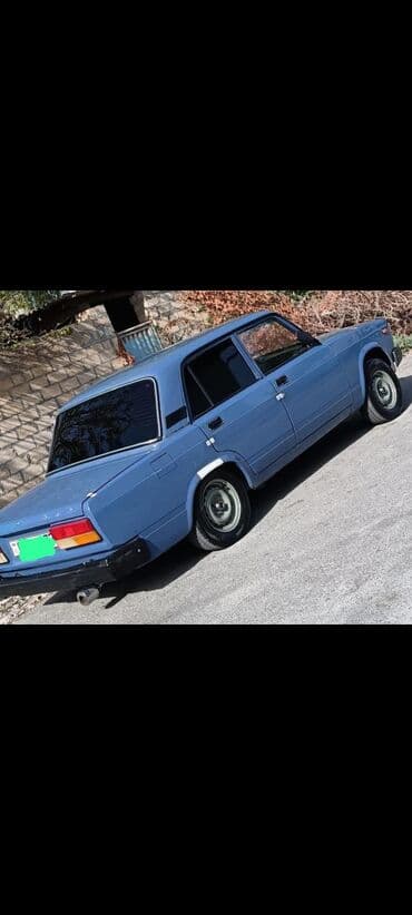 maşın al: VAZ 2107 sedan - Korpus: 4 qapılı, klassik “Jiquli” dizaynı, mavi — 2