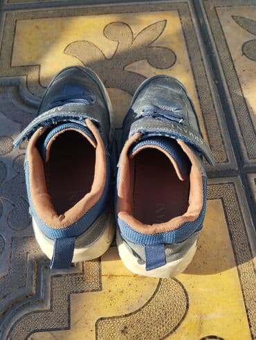 kombinezon usaq ucun: Uşaq idman ayaqqabısı – “ARMANI” yazılı - Rəng: tünd mavi (üst — 3