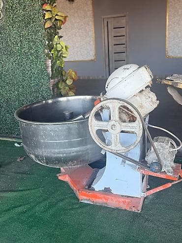 Sənaye tipli xəmir yoğurma maşını - Böyük həcmli paslanmayan polad