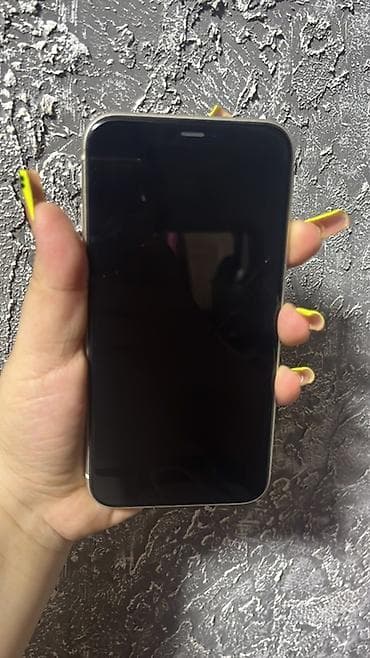 xarab iphone: IPhone 11, 128 GB, Ağ — 2