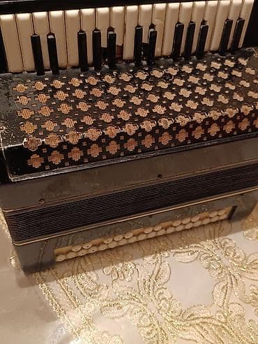 antik samovar aliram: Akustik Akkordeon, İşlənmiş, Ünvandan götürmə — 2