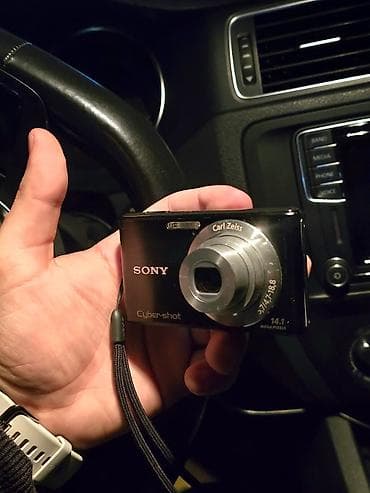 canon 6d mark 2: Sony Cyber-shot kompakt fotoaparat dəsti - Model: Sony Cyber-shot — 1