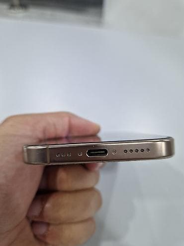 IPhone 16 Pro, 256 GB, Qızılı, Face ID — 7