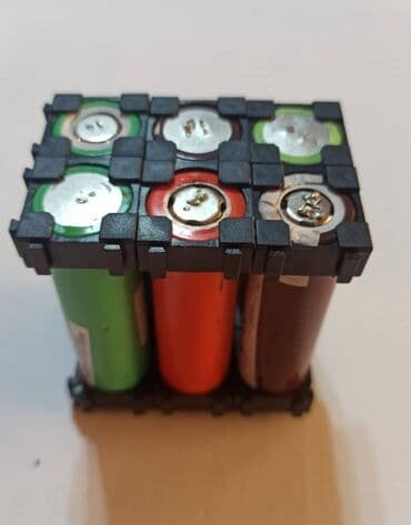 duracell battery qiymeti: Qiymeti 25 qepikdir.18650 batareya klipsleri.Qiymet 1 ededine — 1