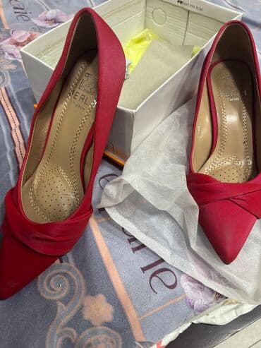 женские толстовки на молниями: Туфли, Размер: 37, цвет - Красный, Новый — 2