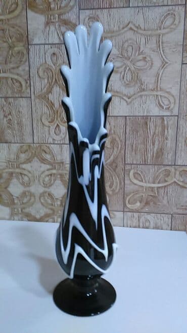 dekarativ guller: Dekorativ güldan. Yenidir, istifadə olunmayıb, öz qutusundadır — 3