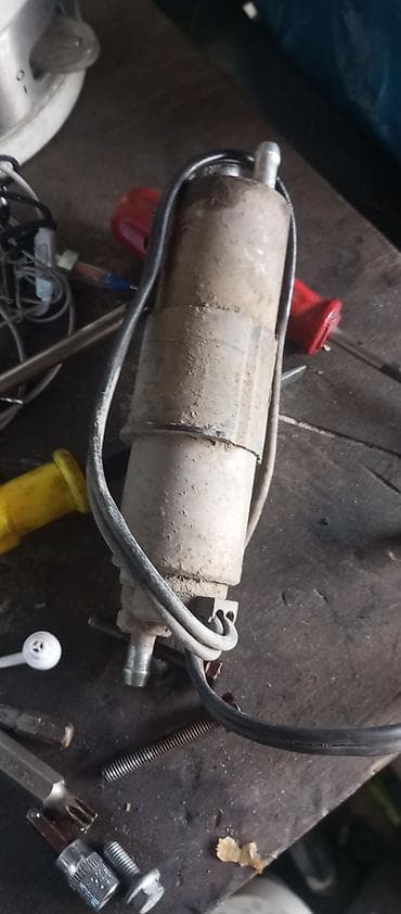 mersedes beyin: Avtomobil üçün xarici (xaricdən quraşdırılan) benzin nasosu - Tip — 4