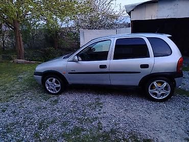 Продажа авто: Opel Corsa: 1.2 л | 2000 г. Хэтчбэк — 3