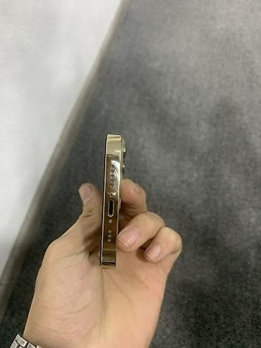 z fold 3: IPhone 13 Pro, 128 GB, Qızılı, Face ID — 4