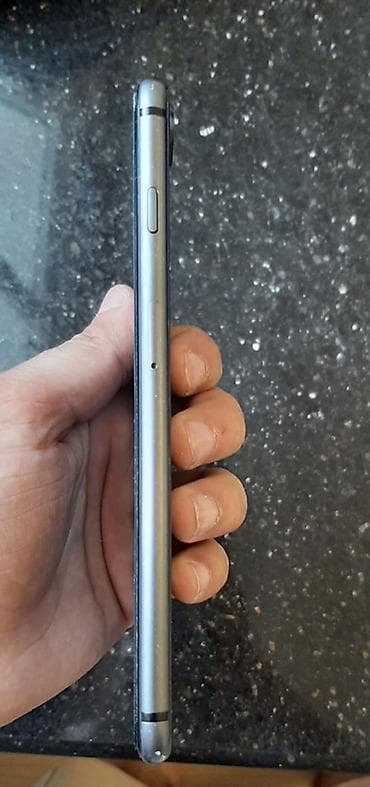 ayfon 7 barter: IPhone 8 Plus, Space Gray, Simsiz şarj — 7
