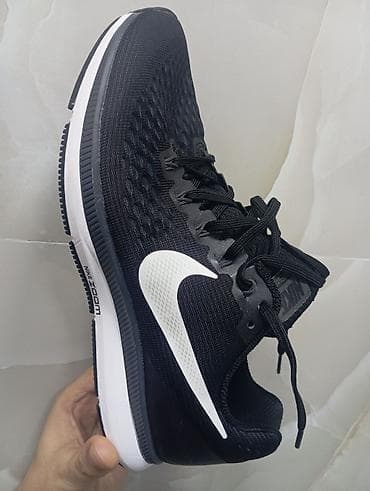 krosofka: Nike-ın ən rahat və dözümlü modellərindən biridir (Pegasus seriyası) — 2